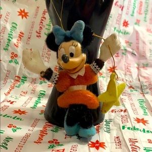 🎄VTG Minnie Mouse Flocked Ornament!